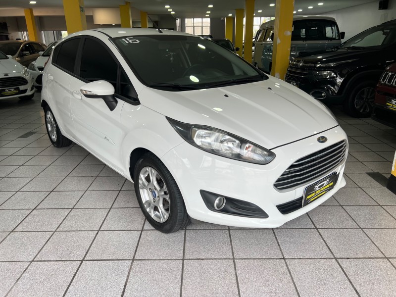 FIESTA 1.6 SE HATCH 16V FLEX 4P AUTOMÁTICO - 2016 - CAXIAS DO SUL