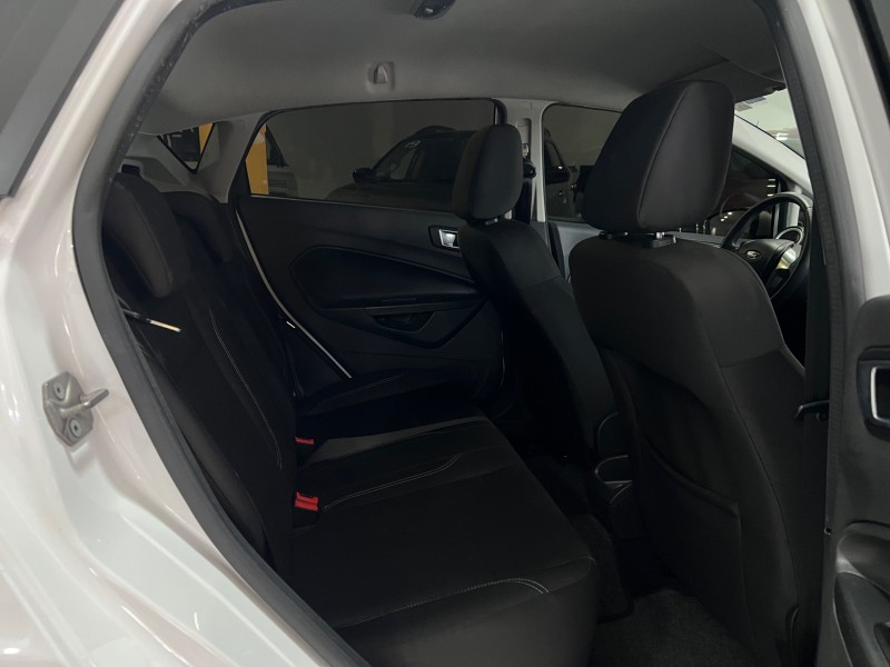 FIESTA 1.6 SE HATCH 16V FLEX 4P AUTOMÁTICO - 2016 - CAXIAS DO SUL