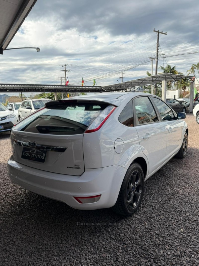 FOCUS 2.0 TITANIUM 16V FLEX 4P AUTOMÁTICO - 2013 - LAJEADO