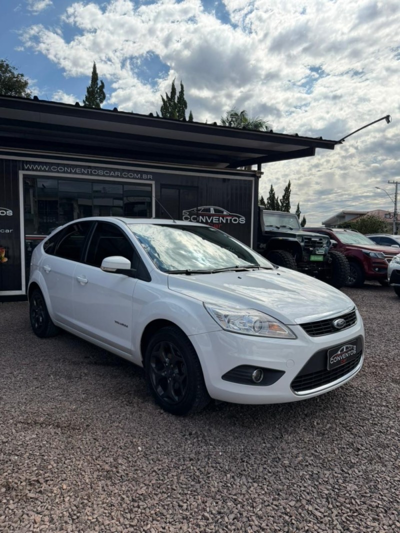 FOCUS 2.0 TITANIUM 16V FLEX 4P AUTOMÁTICO - 2013 - LAJEADO