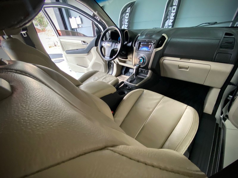 TRAILBLAZER 3.6 LTZ 4X4 V6 GASOLINA 4P AUTOMÁTICO - 2014 - LAJEADO