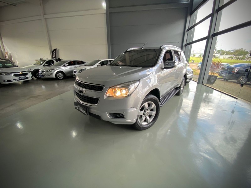 trailblazer 3.6 ltz 4x4 v6 gasolina 4p automatico 2014 lajeado