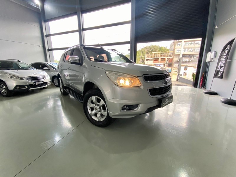 TRAILBLAZER 3.6 LTZ 4X4 V6 GASOLINA 4P AUTOMÁTICO - 2014 - LAJEADO
