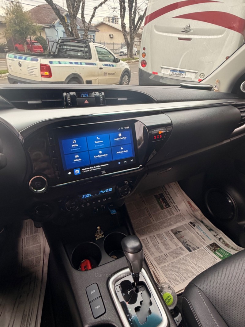 HILUX 2.8 SRX PLUS 4X4 CD TURBO DIESEL 4P AUTOMÁTICO - 2025 - FARROUPILHA