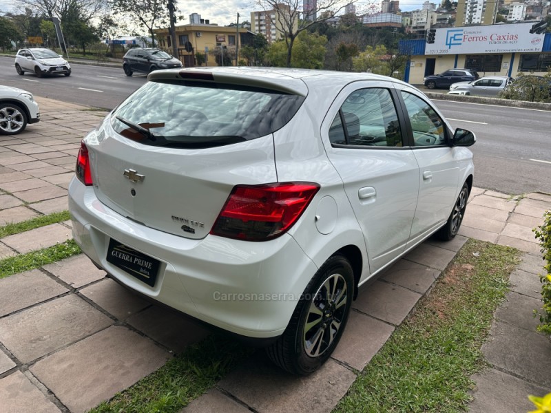 ONIX 1.4 MPFI LTZ 8V FLEX 4P MANUAL - 2013 - CAXIAS DO SUL
