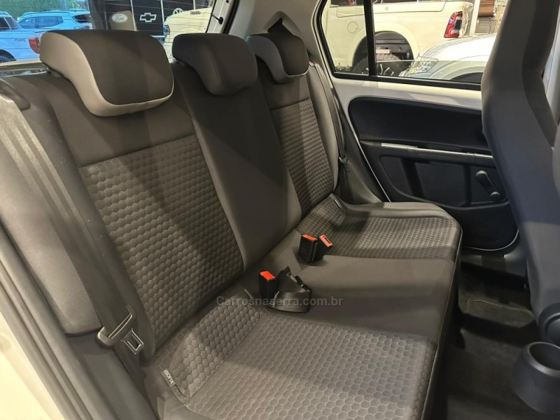 UP 1.0 TSI CROSS 12V FLEX 4P MANUAL - 2018 - CAXIAS DO SUL