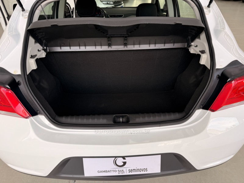 ONIX 1.0 LT 8V FLEX 4P MANUAL - 2018 - BENTO GONçALVES