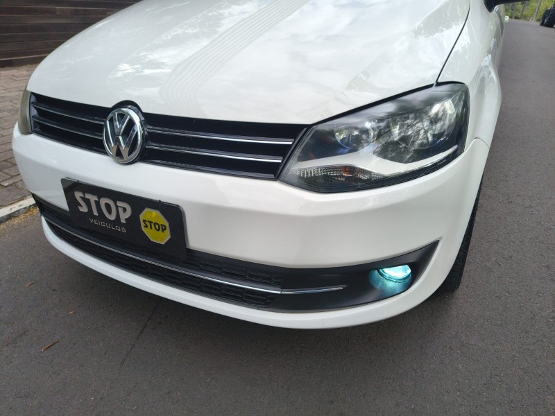 SPACEFOX 1.6 MI TREND 8V FLEX 4P MANUAL - 2013 - DOIS IRMãOS