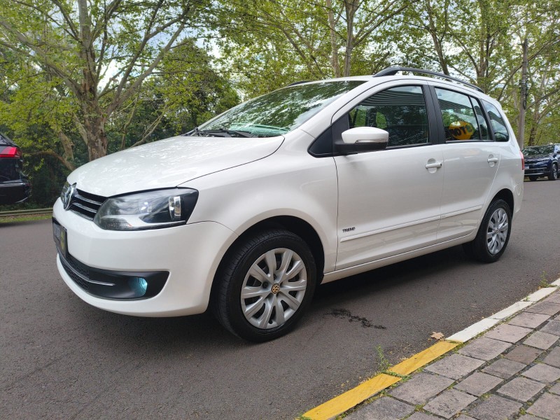 SPACEFOX 1.6 MI TREND 8V FLEX 4P MANUAL - 2013 - DOIS IRMãOS