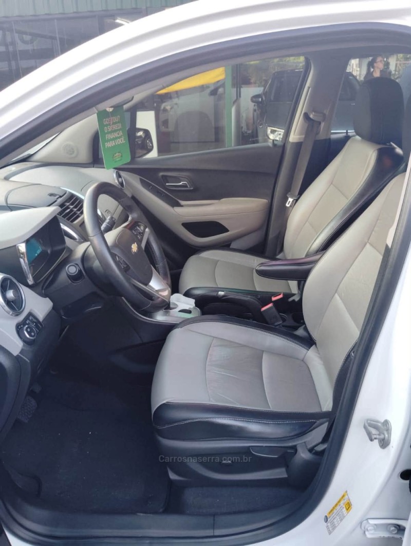 TRACKER 1.8 MPFI LTZ 4X2 16V FLEX 4P AUTOMÁTICO - 2014 - PICADA CAFé