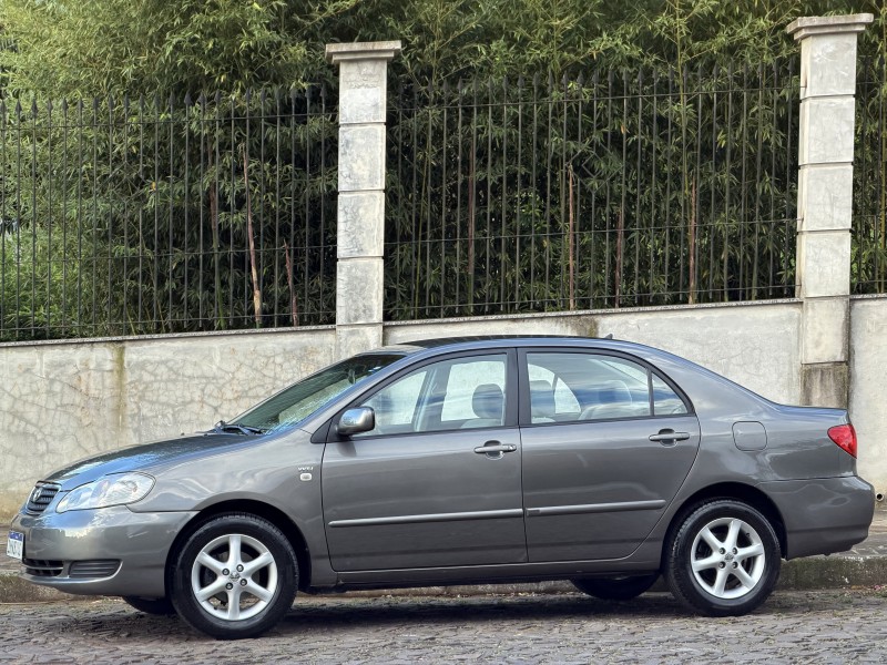 COROLLA 1.6 XLI 16V GASOLINA 4P AUTOMÁTICO - 2006 - DOIS IRMãOS
