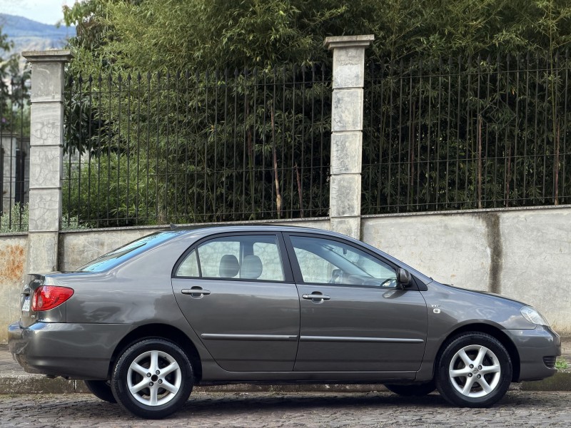 COROLLA 1.6 XLI 16V GASOLINA 4P AUTOMÁTICO - 2006 - DOIS IRMãOS