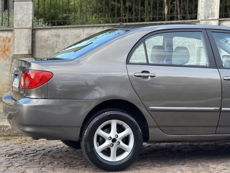 COROLLA 1.6 XLI 16V GASOLINA 4P AUTOMÁTICO - 2006 - DOIS IRMãOS