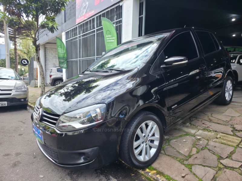 FOX 1.0 MI TRENDLINE 8V FLEX 4P MANUAL - 2014 - BENTO GONçALVES