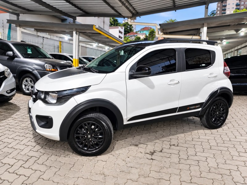 MOBI 1.0 TREKKING 8V FLEX 4P MANUAL - 2022 - CAXIAS DO SUL