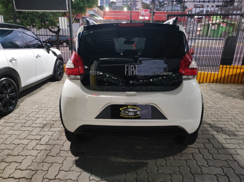 MOBI 1.0 TREKKING 8V FLEX 4P MANUAL - 2022 - CAXIAS DO SUL