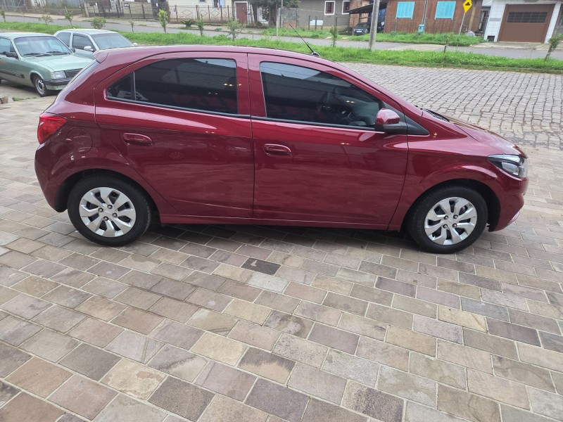 ONIX 1.0 LT 12V FLEX 4P MANUAL - 2017 - VACARIA