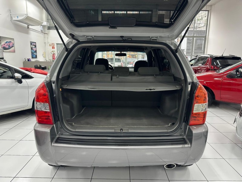 TUCSON 2.0 MPFI GLS 16V 143CV 2WD FLEX 4P AUTOMÁTICO - 2011 - CAXIAS DO SUL
