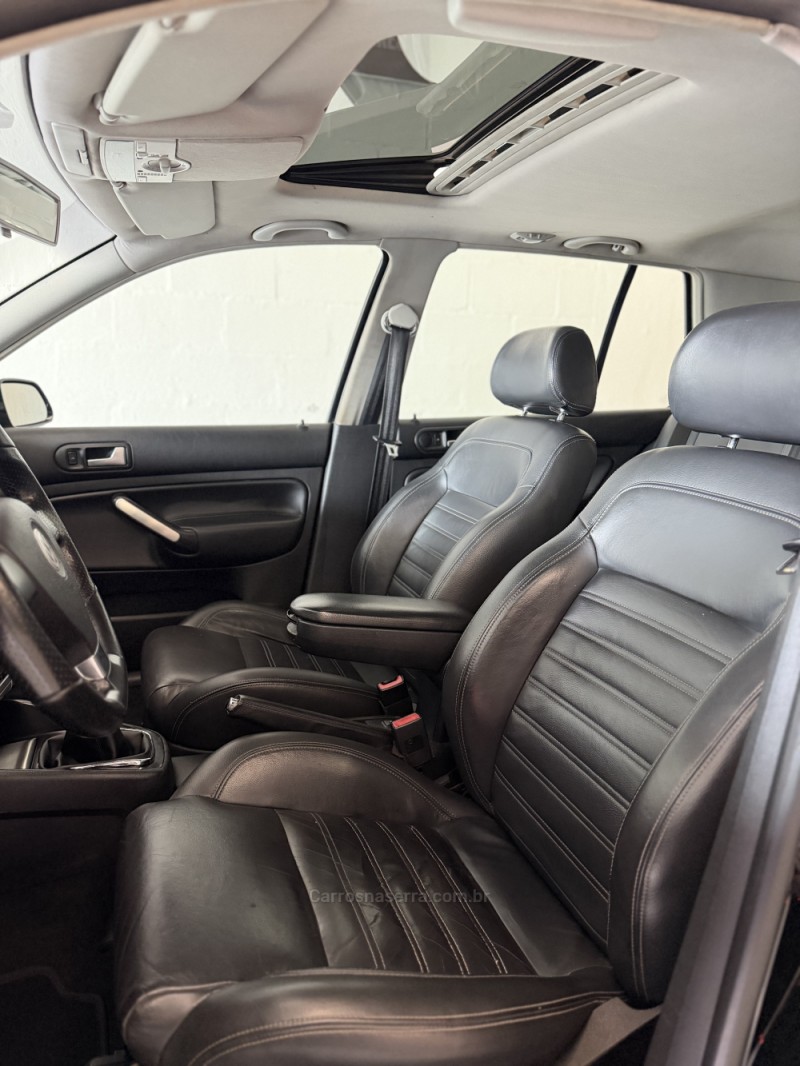 GOLF 1.6 MI SPORTLINE LIMITED EDITION 8V FLEX 4P MANUAL - 2011 - CAXIAS DO SUL