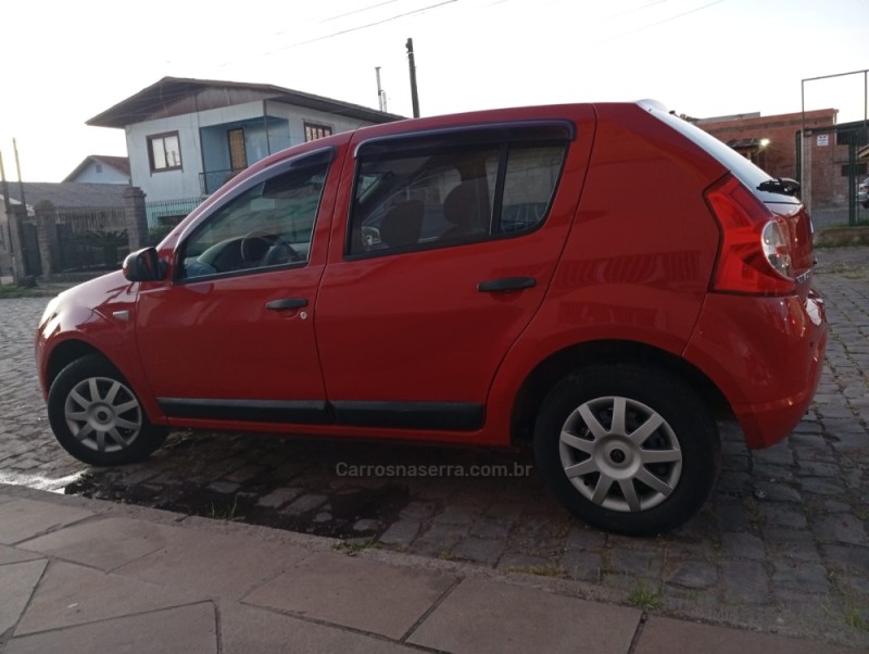 SANDERO 1.0 EXPRESSION 16V FLEX 4P MANUAL - 2027 - CAXIAS DO SUL