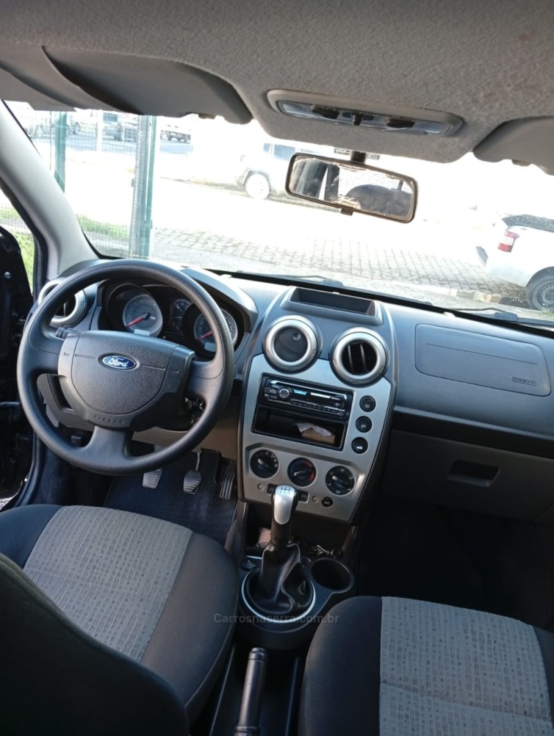 FIESTA 1.6 MPI CLASS SEDAN 8V FLEX 4P MANUAL - 2011 - CAXIAS DO SUL
