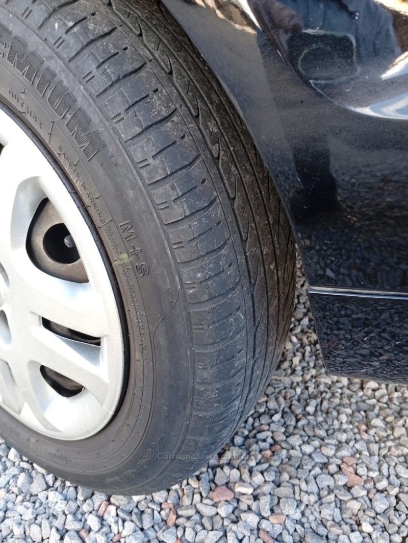 FIESTA 1.6 MPI CLASS SEDAN 8V FLEX 4P MANUAL - 2011 - CAXIAS DO SUL