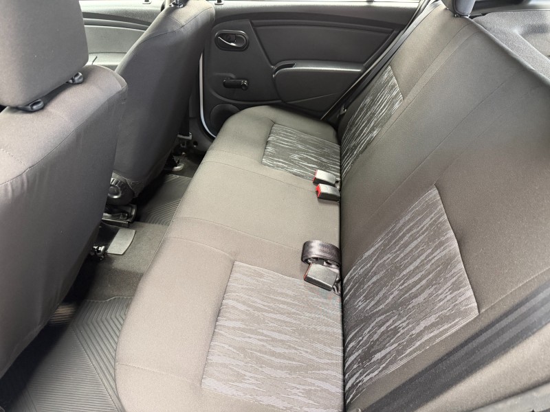 SANDERO 1.0 AUTHENTIQUE 8V FLEX 4P MANUAL - 2013 - CAXIAS DO SUL