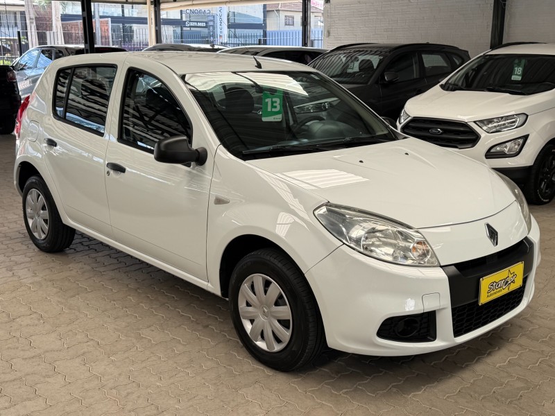 SANDERO 1.0 AUTHENTIQUE 8V FLEX 4P MANUAL - 2013 - CAXIAS DO SUL