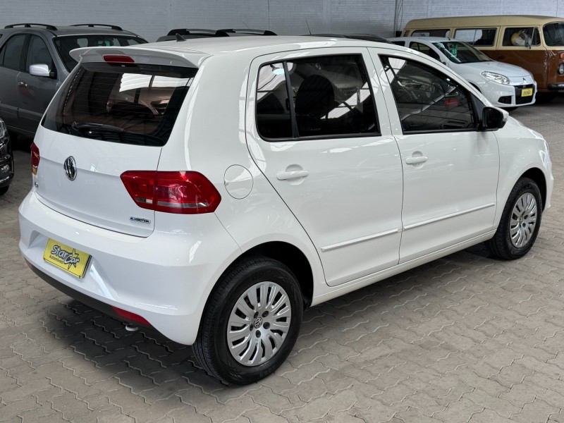 FOX 1.0 MI BLUEMOTION 8V FLEX 4P MANUAL - 2015 - CAXIAS DO SUL