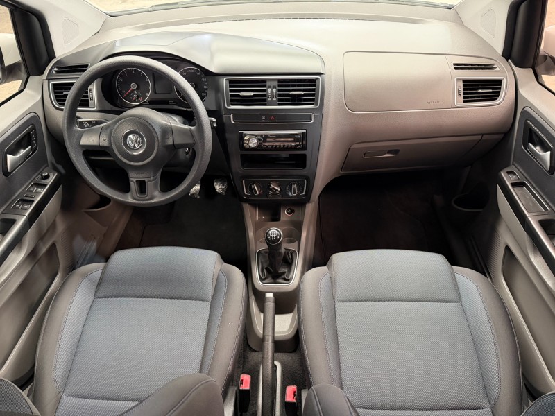 FOX 1.0 MI BLUEMOTION 8V FLEX 4P MANUAL - 2015 - CAXIAS DO SUL