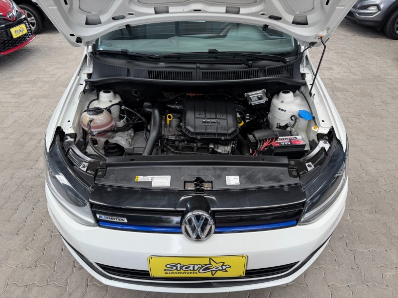 FOX 1.0 MI BLUEMOTION 8V FLEX 4P MANUAL - 2015 - CAXIAS DO SUL