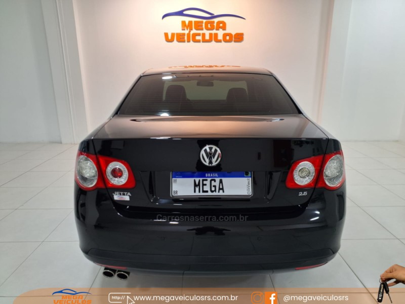 JETTA 2.5 I 20V 170CV GASOLINA 4P TIPTRONIC - 2010 - BENTO GONçALVES