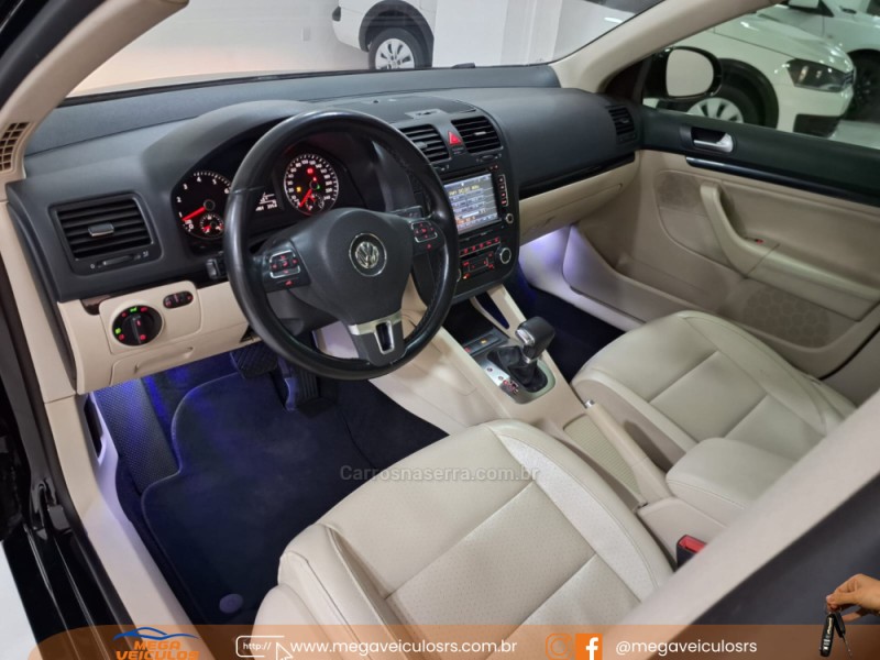 JETTA 2.5 I 20V 170CV GASOLINA 4P TIPTRONIC - 2010 - BENTO GONçALVES