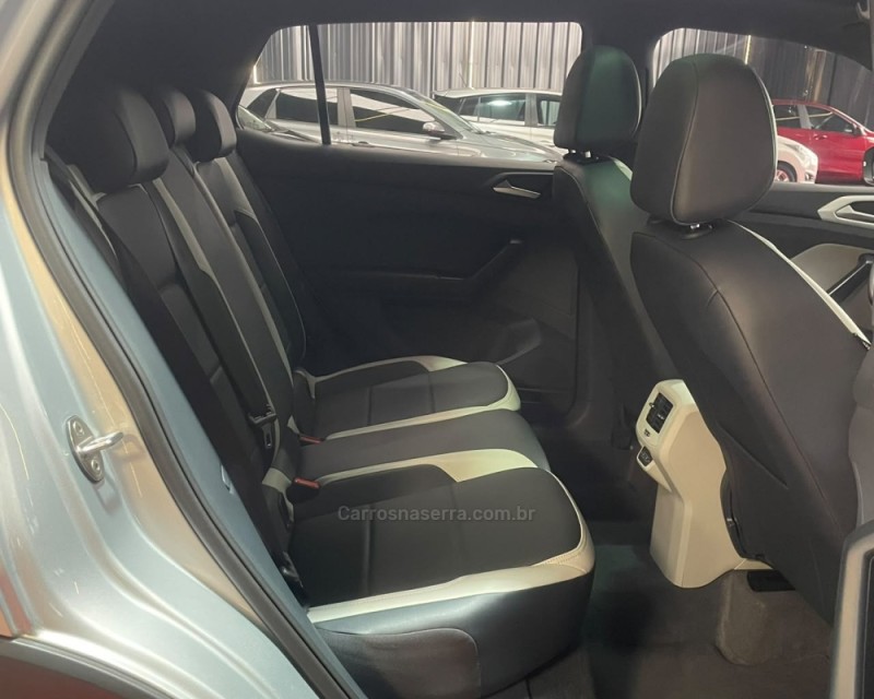 T-CROSS 1.4 HIGHLINE TSI 16V FLEX 4P AUTOMÁTICO - 2020 - VACARIA