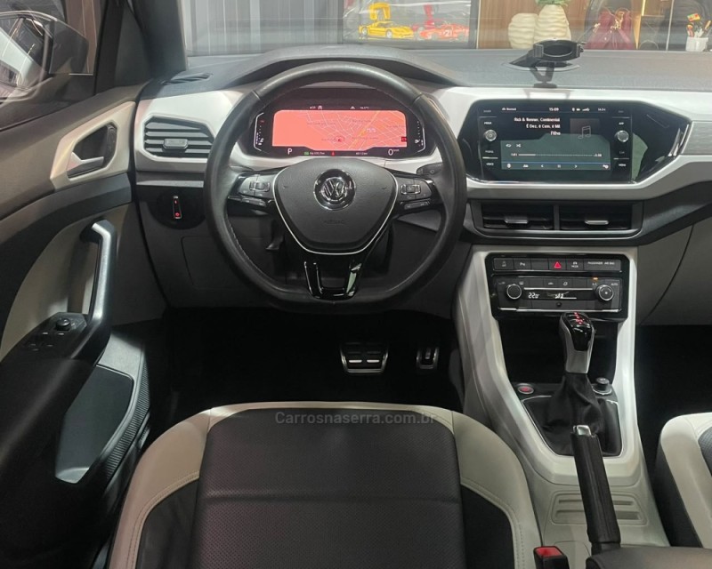 T-CROSS 1.4 HIGHLINE TSI 16V FLEX 4P AUTOMÁTICO - 2020 - VACARIA