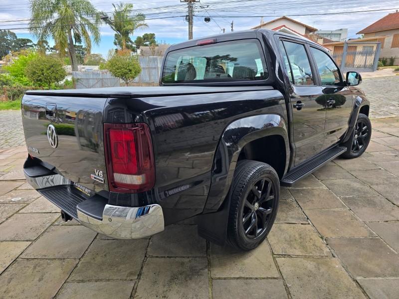 AMAROK 3.0 V6 TDI HIGHLINE CD DIESEL 4MOTION AUTOMÁTICO - 2019 - FARROUPILHA