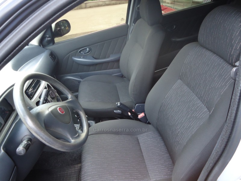 PALIO 1.0 MPI FIRE CELEBRATION ECONOMY 8V FLEX 4P MANUAL - 2013 - SANTA CLARA DO SUL