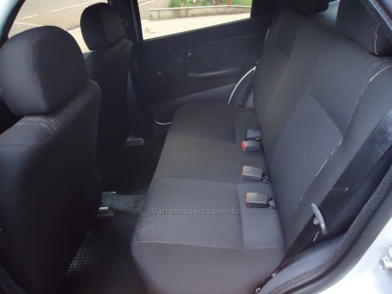 PALIO 1.0 MPI FIRE CELEBRATION ECONOMY 8V FLEX 4P MANUAL - 2013 - SANTA CLARA DO SUL