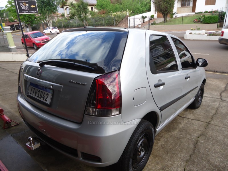 PALIO 1.0 MPI FIRE CELEBRATION ECONOMY 8V FLEX 4P MANUAL - 2013 - SANTA CLARA DO SUL