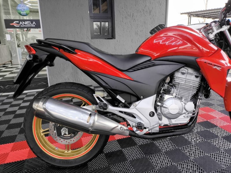 CB 300R ABS - 2015 - CANELA