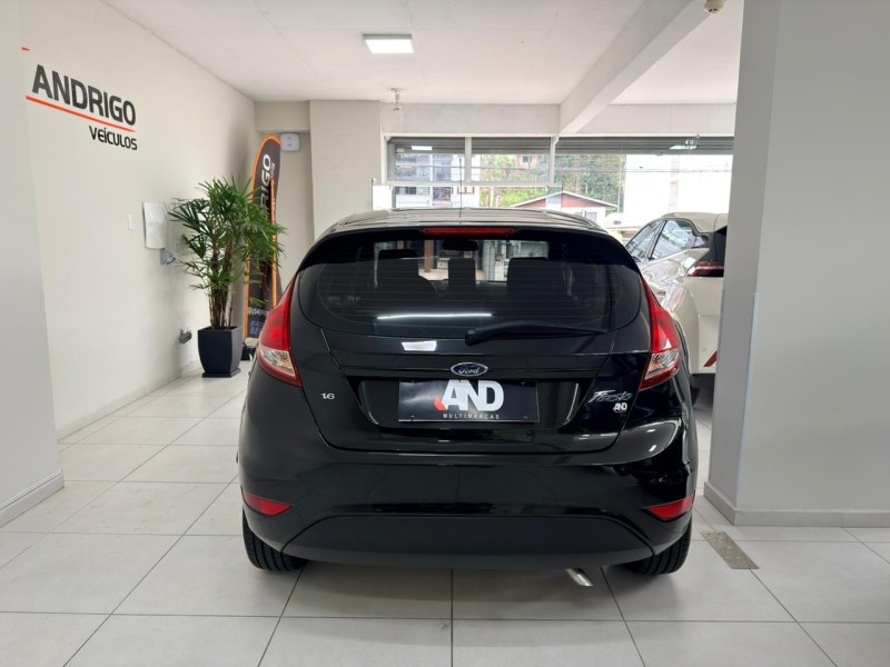 FIESTA 1.6 SEL HATCH 16V FLEX 4P MANUAL - 2017 - CAXIAS DO SUL