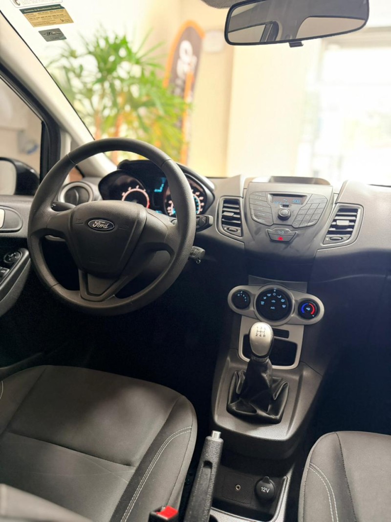 FIESTA 1.6 SEL HATCH 16V FLEX 4P MANUAL - 2017 - CAXIAS DO SUL
