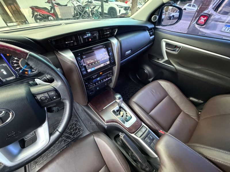 HILUX SW4 2.8 SRX 4X4 16V TURBO INTERCOOLER DIESEL 4P AUTOMÁTICO - 2019 - CANELA