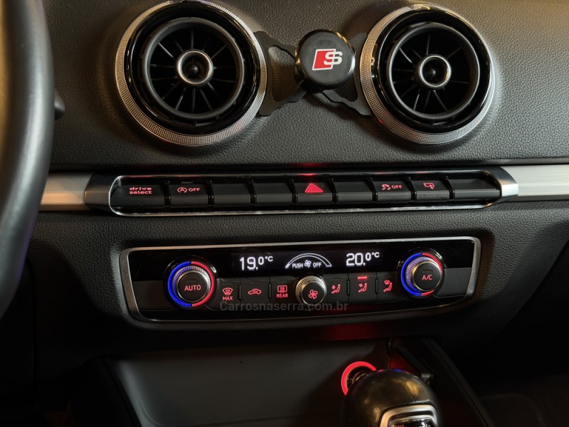 S3 2.0 TFSI SPORTBACK QUATTRO GASOLINA 4P S-TRONIC - 2015 - CAXIAS DO SUL