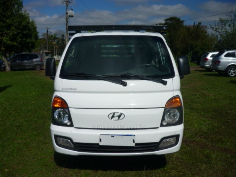HR 2.5 LONGO SEM CAÇAMBA 4X2 16V 130CV TURBO INTERCOOLER DIESEL 2P MANUAL - 2020 - ARROIO DO MEIO