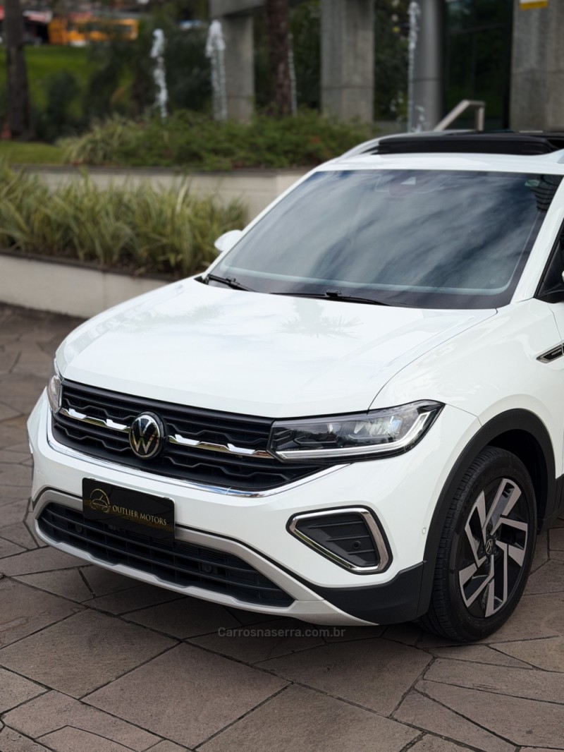 T-CROSS 1.4 HIGHLINE TSI 16V FLEX 4P AUTOMÁTICO - 2025 - NOVO HAMBURGO