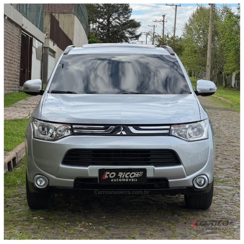 OUTLANDER 2.0 16V GASOLINA 4P AUTOMÁTICO - 2014 - CAMPO BOM