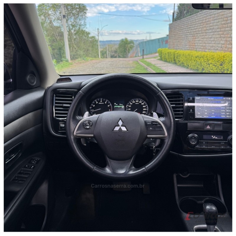 OUTLANDER 2.0 16V GASOLINA 4P AUTOMÁTICO - 2014 - CAMPO BOM