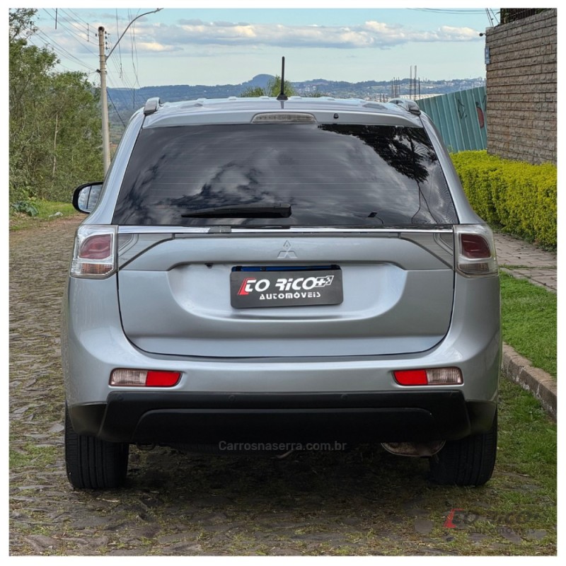 OUTLANDER 2.0 16V GASOLINA 4P AUTOMÁTICO - 2014 - CAMPO BOM