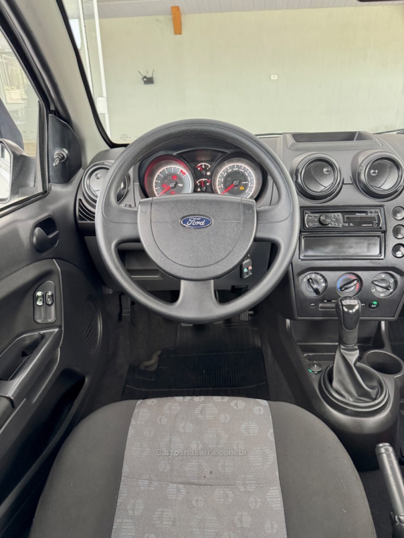 FIESTA 1.0 MPI CLASS HATCH 8V FLEX 4P MANUAL - 2014 - VILA FLORES